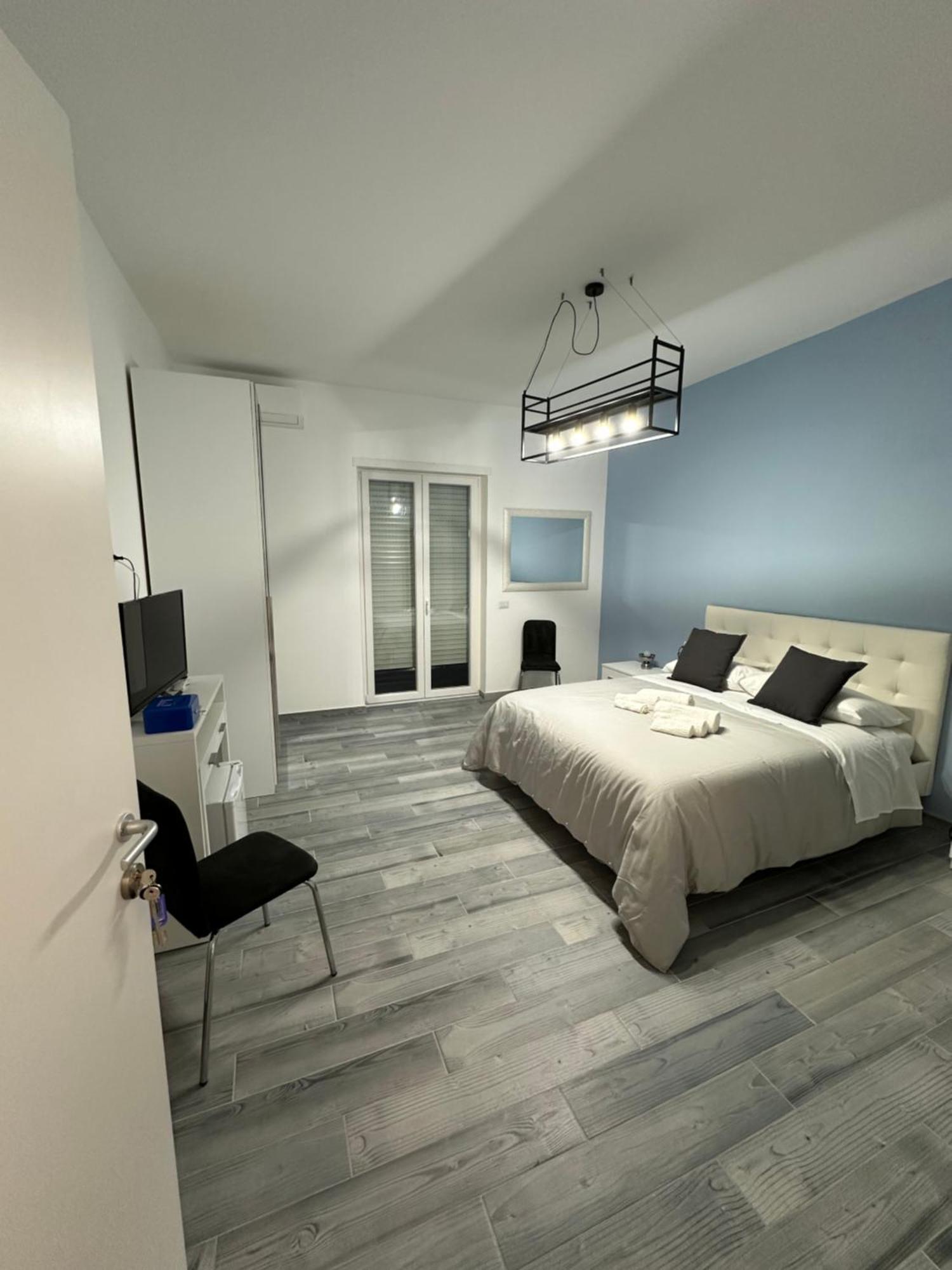 La Parthenope Suites Portici Luaran gambar